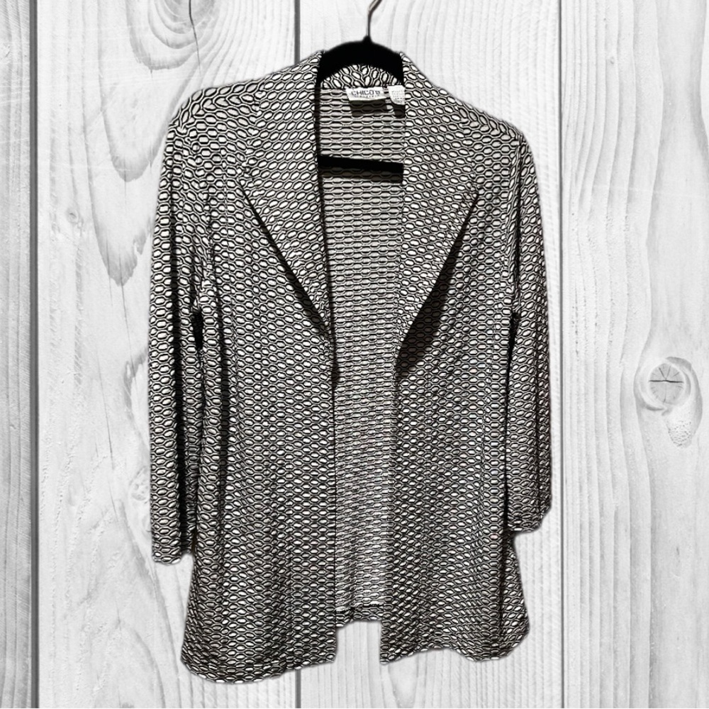 NWT Chico Travelers 1 Black White Open Front 3 4 Sleeve Cardigan geometric